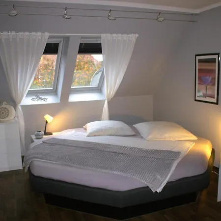 Meerzeit-4sz, 2wohnzimmer, Wlan-8 Km Warnemuende *