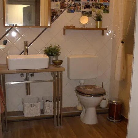 Meerzeit-4sz, 2wohnzimmer, Wlan-8 Km Warnemuende *