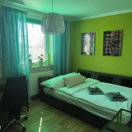 Meerzeit-4sz, 2wohnzimmer, Wlan-8 Km Warnemuende Hébergement de vacances Sievershagen